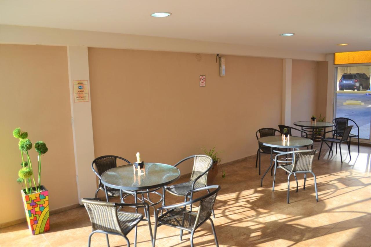 Hotel Brisas Villa Carlos Paz Kültér fotó